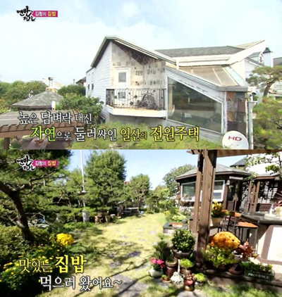 배우 김청의 전원주택이 공개돼 화제다. ⓒSBS ‘일요일이 좋다-맨발의 친구들’
