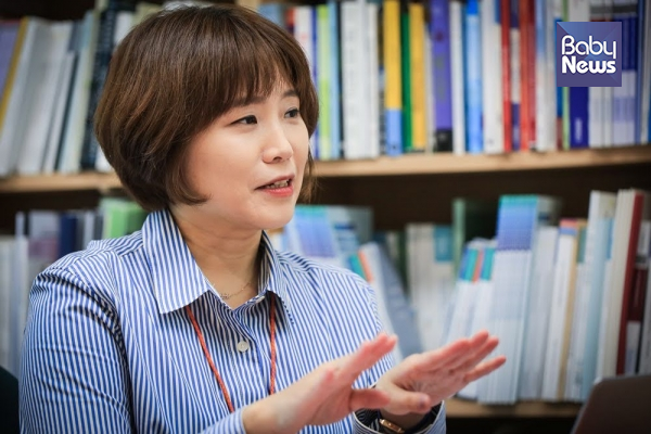 지난 24일 서울 중구 육아정책연구소 연구사무실에서 육아정책연구소 박창현 부연구위원을 만났다.김재호 기자 ⓒ베이비뉴스