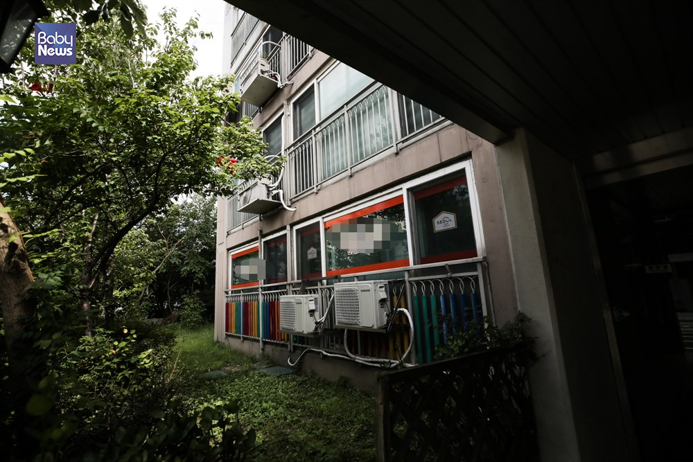 서울시 강서구에 위치한 아파트 1층에 집단감염이 발생한 어린이집이 위치해 있다. 김재호 기자 ⓒ베이비뉴스