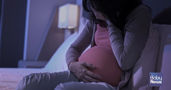임신 단계를 겪고 있는 산모들이 가장 우려하는 부분은 피로, 체력 저하와 같은 신체적 요소 뿐만 아니라 스트레스와 불안감 등의 전반적인 웰빙 문제였다. ⓒ베이비뉴스