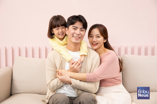 보험금청구권 신탁제도는 사망보험금을 한 번에 지급하는 대신, 부모가 정한 방식대로 자녀와 가족에게 안정적으로 전달해 상속 분쟁과 자산 소진 위험을 줄이는 제도다. ⓒ베이비뉴스