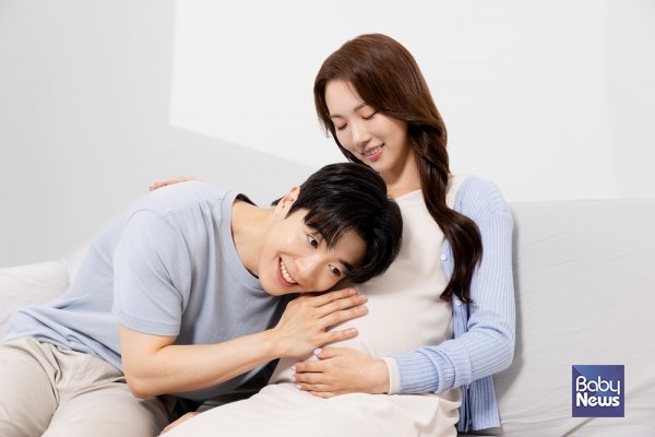 국민들은 단순한 출산 장려보다 일자리, 주거, 돌봄, 근무환경까지 함께 개선되는 현실적인 정책을 원하고 있다는 점이 ‘제5차 결혼·출산·양육 및 정부 저출생 대책 인식조사’에서 확인됐다. ⓒ베이비뉴스 