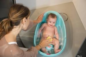 오케이베이비, 신생아 목욕이 쉬워지는 아기 욕조 출시