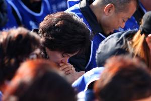 [세줄포토] 국회 앞을 가득 메운 장애인 부모들의 눈물