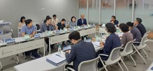 [교육 트렌드] 교육부, 학교폭력 예방 선도학교 276곳 운영…교원·학생·학부모 함께 참여 外