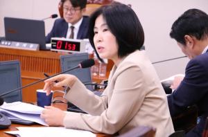 친족 성폭력 피해 아동·청소년, 손해배상청구권 소멸시효 없앤다