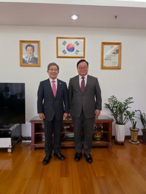 김형식 한국산후조리원협회 회장, 한중 모자보건 포럼서 'K-Postpartum Care System' 소개